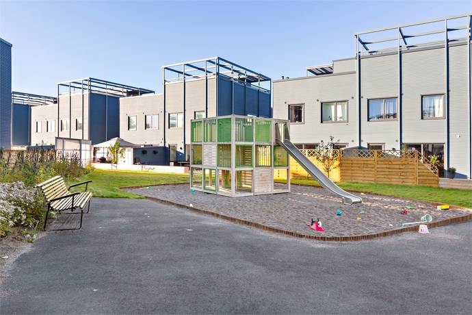 6 rum Parhus på VENDELGRÄND 4 Skälby Järfälla kommun - bild 32