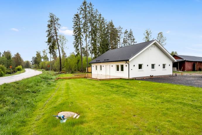 5 rum villa på Ribbingebäcksvägen 5B Järlåsa, Uppsala kommun - bild 2