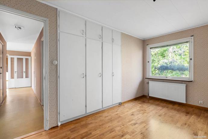 4 rum Villa på Hackspettstigen 6 Västra oxhagen Örebro kommun - bild 14