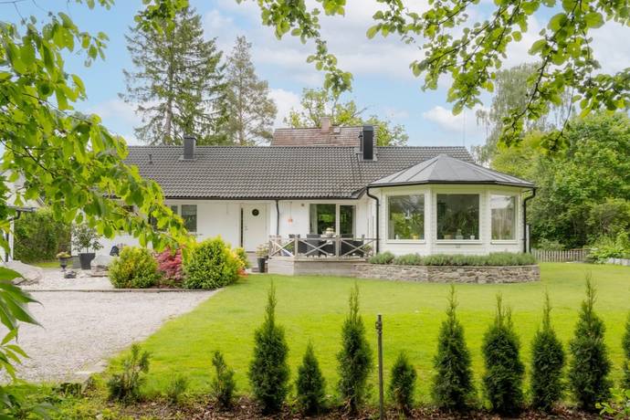 6 rum villa på Kanalgatan 102 Lindö, Norrköpings kommun - bild 1