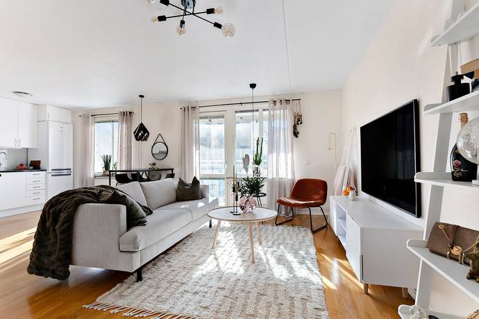 2 rum lägenhet på Söderberga Allé 27 Söderberga Allé, Stockholms kommun - bild 1