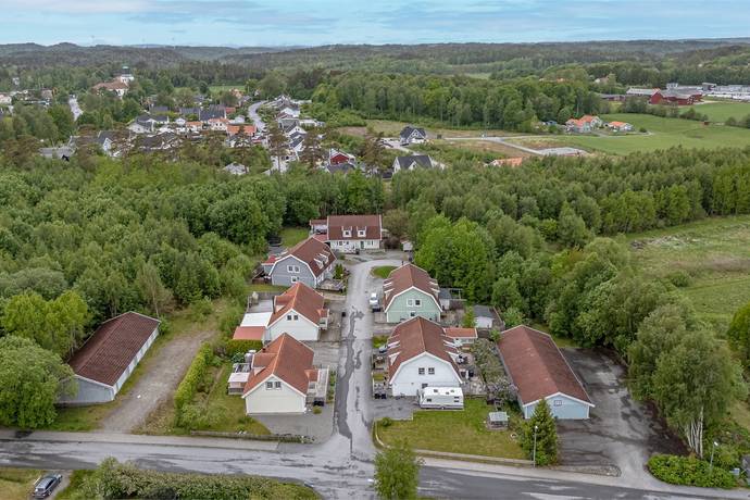 5 rum Parhus på Målarevägen 8A Tanumshede Tanums kommun - bild 6