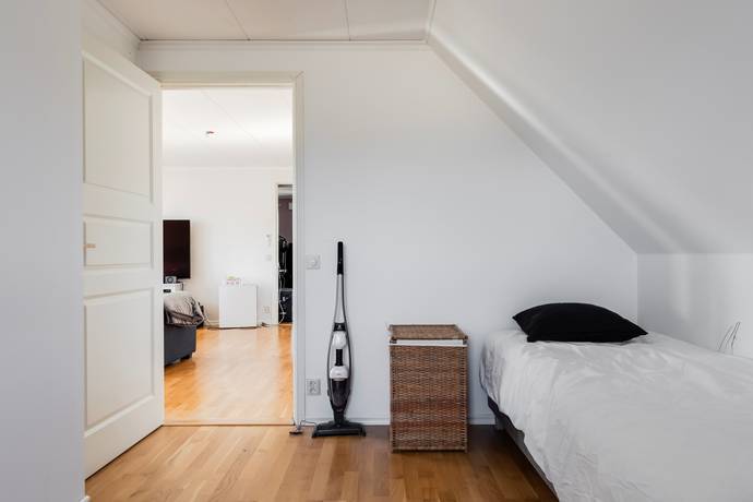 7 rum Villa på Hidingsta 822 Örebro kommun - bild 29