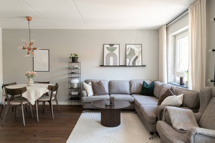 2 rum lägenhet på Norra ringvägen 43 Karlsdal, Västerås kommun - bild 3