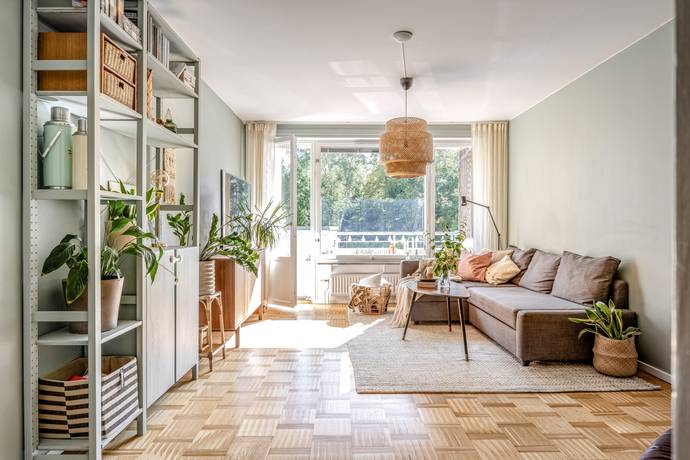 3 rum Lägenhet på Holmögaddsvägen 35, 1 tr Kärrtorp Stockholms kommun - bild 2