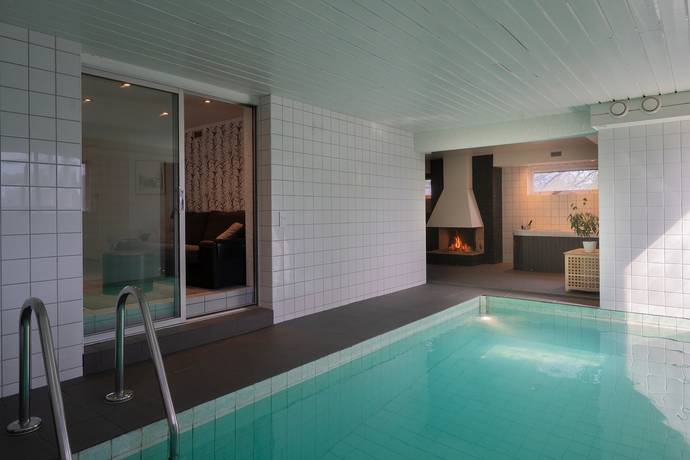 6 rum villa på Bultstigen 2 Fullersta, Huddinge kommun - bild 2