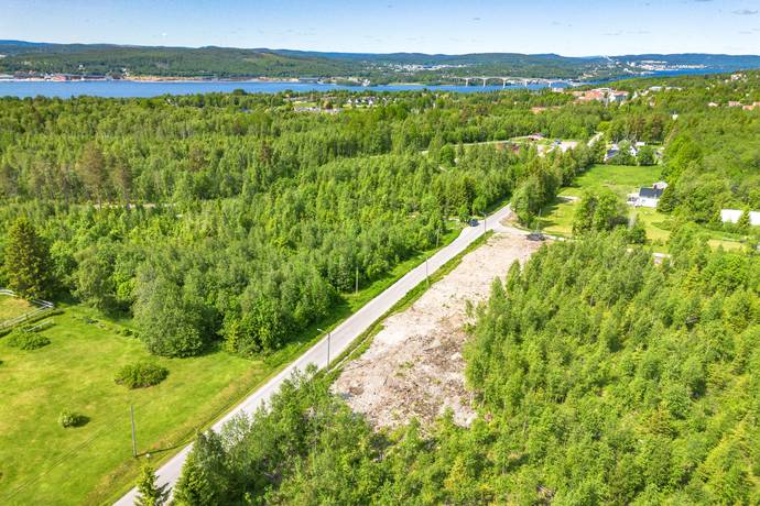 tomt på Stillsamt läge i Räbbmoskogen på Alnö Alnö, Sundsvalls kommun - bild 2