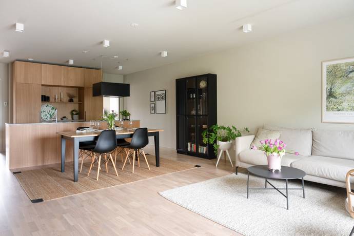 4 rum lägenhet på Vendelsövägen 58B Södergården, Tyresö kommun - bild 2