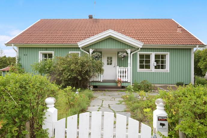 6 rum villa på Stavsborgsvägen 83 (Midgård) Färingsö Kungsberga, Ekerö kommun - bild 2