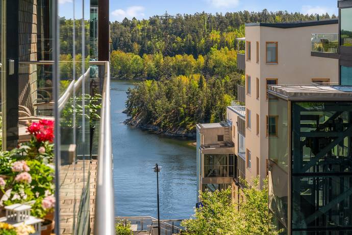 4 rum lägenhet på Tollareslingan 7 Tollare, Nacka kommun - bild 1