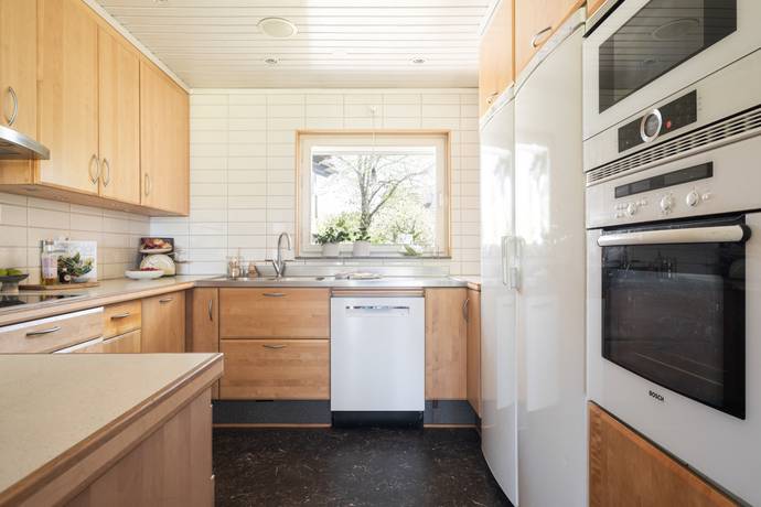 9 rum Villa på Hjälmareds allé 15 Hjälmared Alingsås kommun - bild 13