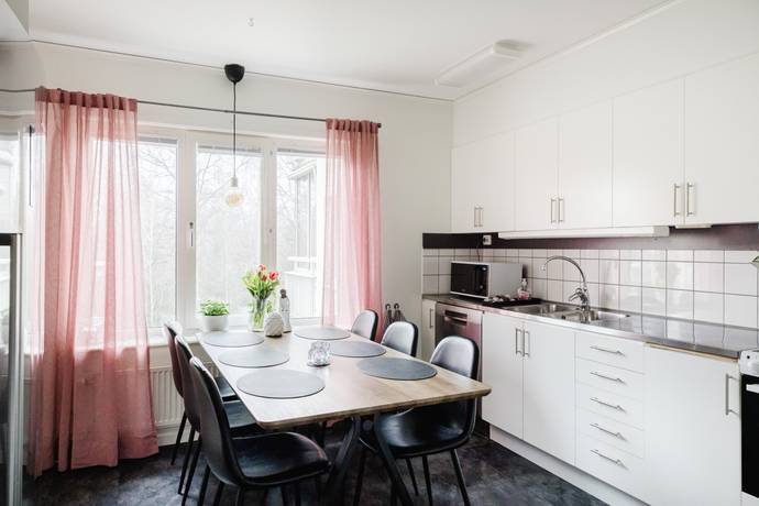 3 rum lägenhet på Dalvägen 148 Vårsta, Botkyrka kommun - bild 1