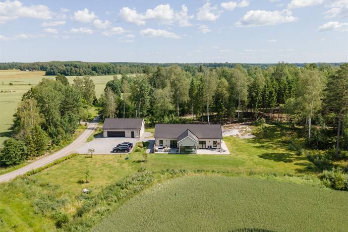 5 rum villa på GOTTSTA 25 Kungsåra / Ängsö, Västerås kommun - bild 1