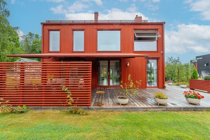 5 rum villa på Rusthållarvägen 39 Näs Focksta, Uppsala kommun - bild 2