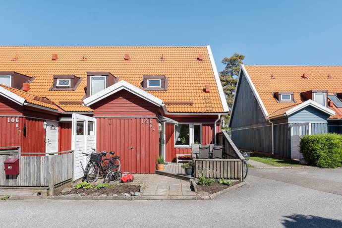 Karlsgatan 106A, Röd, Strömstads kommun