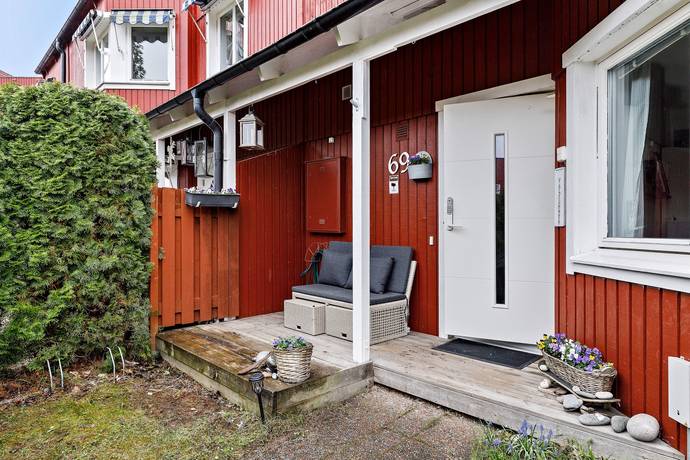 7 rum radhus på Siriusgatan 69 Steninge, Sigtuna kommun - bild 2