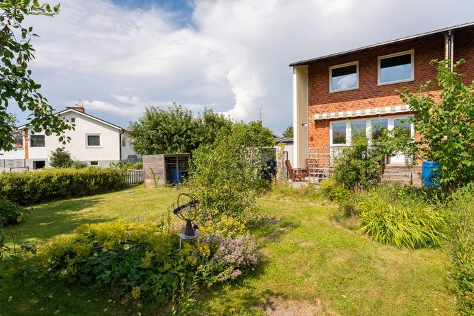 4 rum Radhus på Bragegatan 4 Öster/Djurgården Eskilstuna kommun - bild 2