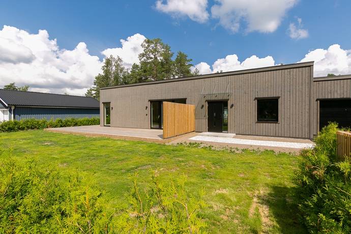 6 rum villa på Gamla landsvägen 98C Övre Svärtinge, Norrköpings kommun - bild 2