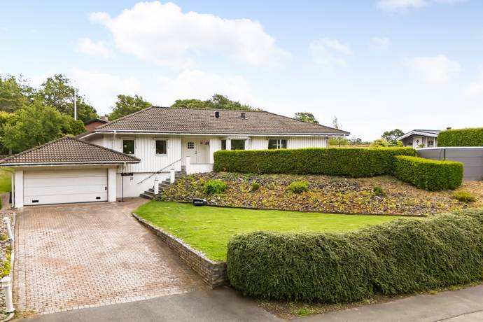 4 rum villa på Viktoriavägen 18 Rörmöst, Kungsbacka kommun - bild 1