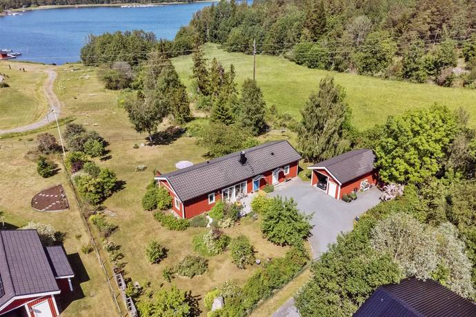 5 rum vinterbonat fritidshus på Näsuddsvägen 30 Väddö-Tomta, Norrtälje kommun - bild 5