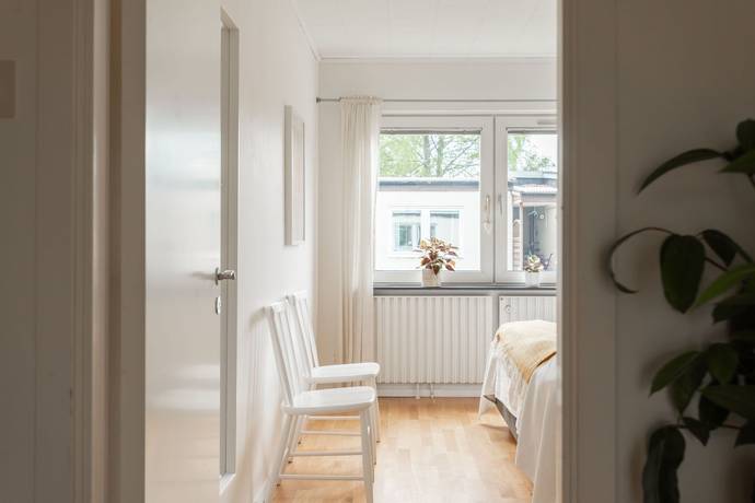 5 rum Radhus på Ronnebygatan 55 Adolfsberg-Brunnsgärdet Örebro kommun - bild 9