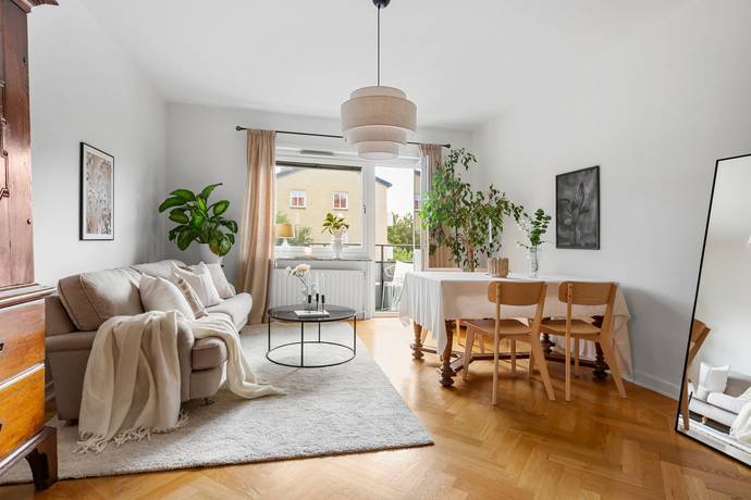 3 rum lägenhet på Hallebergsvägen 25 Bromma, Stockholms kommun - bild 1