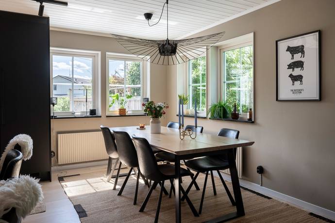 7 rum Villa på Oxelvägen 16 Huddinge - Milsten/Snättringe Huddinge kommun - bild 8