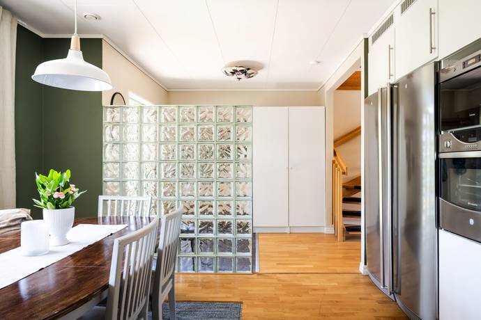5 rum Villa på Ekorrvägen 18 Ulvhäll Strängnäs kommun - bild 8
