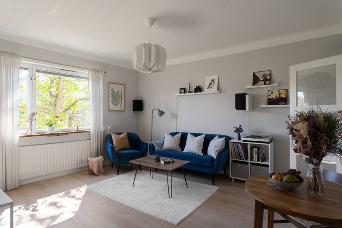3 rum lägenhet på Pingstvägen 33 Telefonplan/Midsommarkransen, Stockholms kommun - bild 1