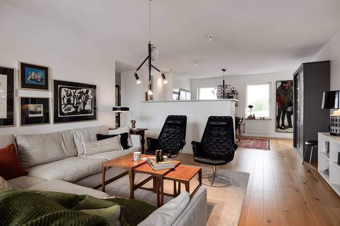 3 rum lägenhet på Södra Grev Rosengatan 58B CV-staden, Örebro kommun - bild 2