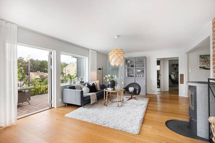 8 rum villa på Tallåsvägen 2 Sörgärdet, Strängnäs kommun - bild 3