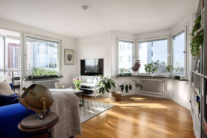 2 rum Lägenhet på Alphyddevägen 23, 7tr Alphyddan Nacka kommun - bild 1