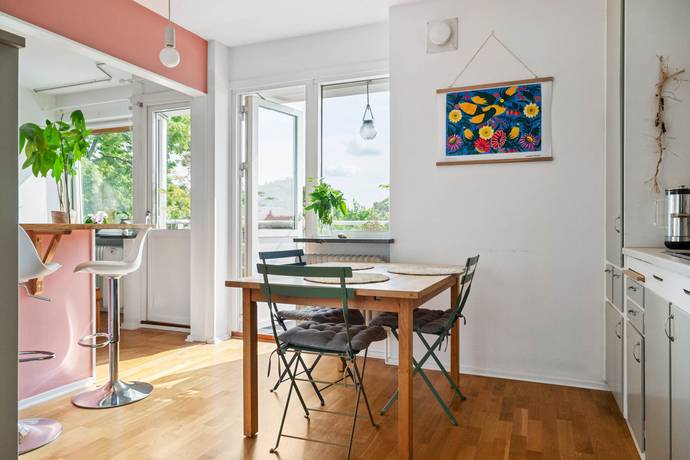 3 rum lägenhet på Domherrevägen 1B Väster, Lunds kommun - bild 2