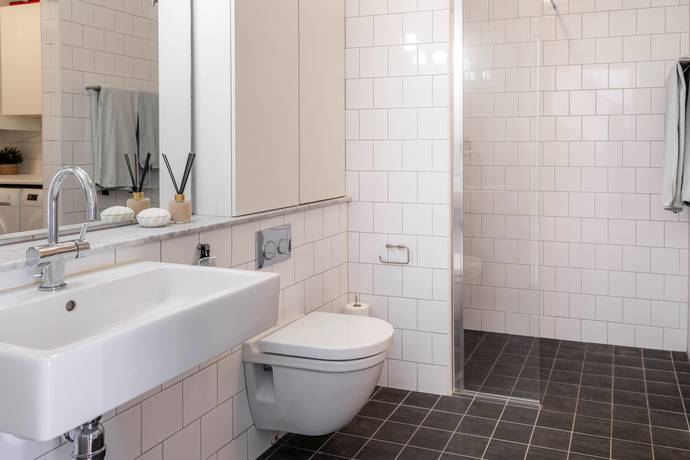 5 rum Radhus på Rådans Gårdsväg 13 Silverdal Sollentuna kommun - bild 17
