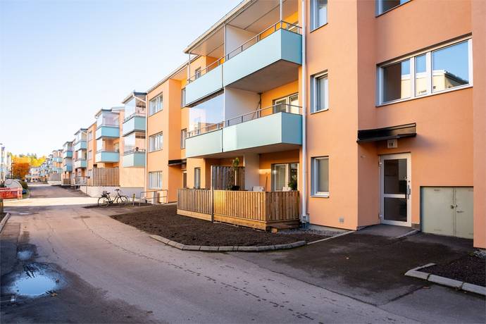 2 rum lägenhet på RINGDUVEGATAN 21 Råby, Västerås kommun - bild 1