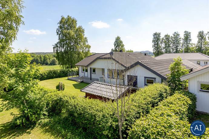 Brogårdsvägen 11, Lilla Ljungby, Falkenbergs kommun