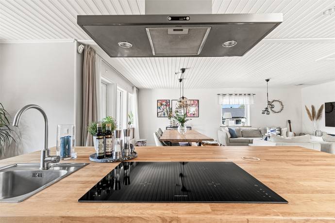 6 rum Villa på Bastebacka 241 Ljungskile Uddevalla kommun - bild 16