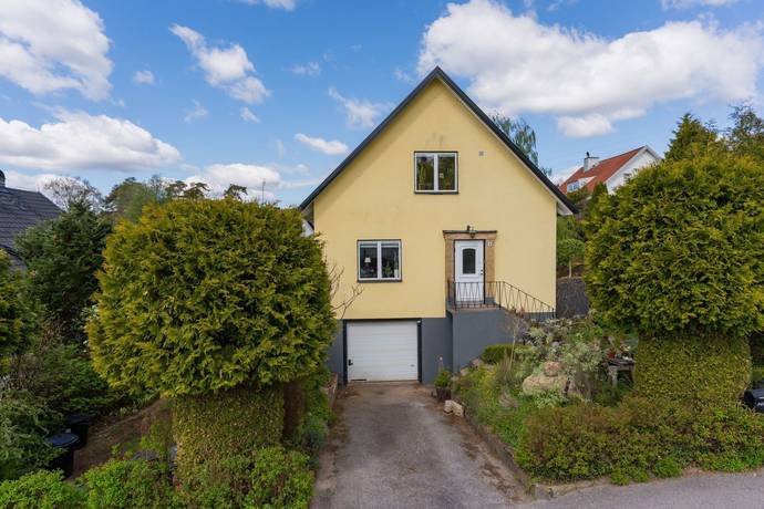 5 rum villa på Bygatan 9 Dammsvedjan, Borås kommun - bild 1