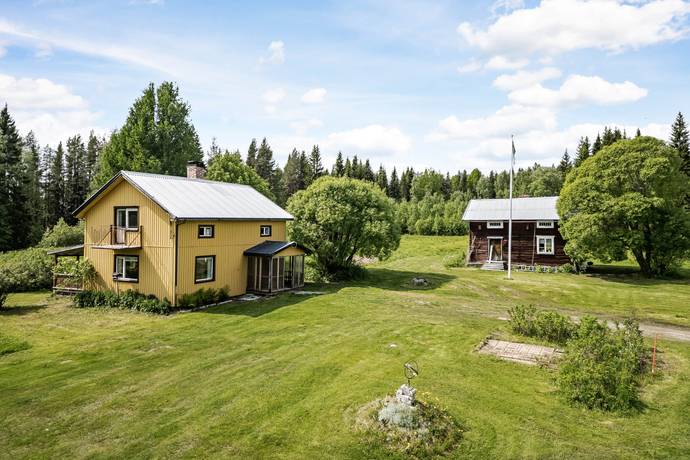 3 rum gård med jordbruk på Vågdalen 320 Strömsund, Strömsunds kommun - bild 1