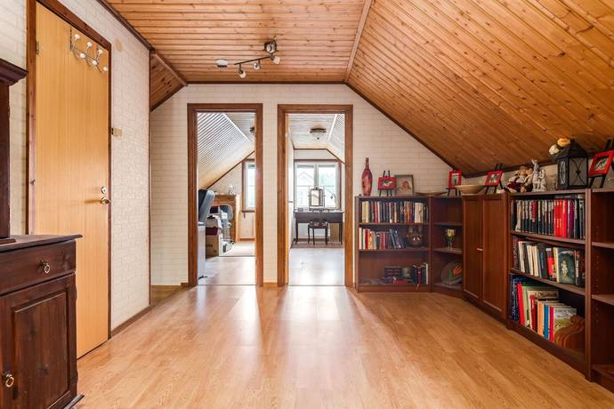 8 rum Villa på Markusvägen 35 Sundom Luleå kommun - bild 21