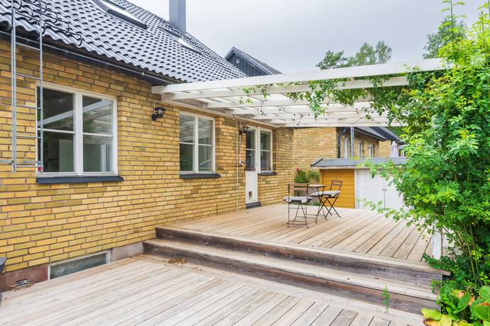9 rum villa på Södra Skogsrundan 51 Margretelund, Österåkers kommun - bild 4