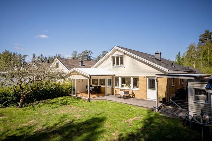 6 rum villa på Tuvstarrvägen 14 Sätra, Gävle kommun - bild 1