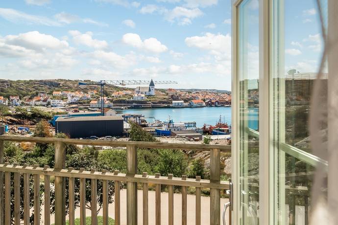 5 rum parhus på Mellanbergsvägen 1 Skärhamn, Tjörns kommun - bild 2