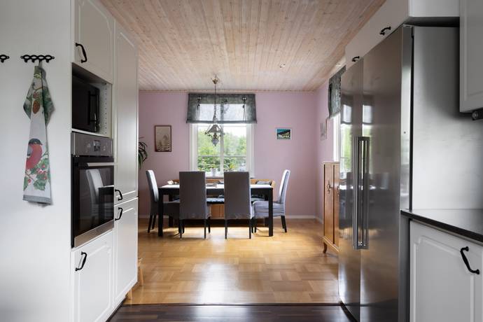 8 rum Villa på Tungelstavägen 106 Västerhaninge Haninge kommun - bild 14