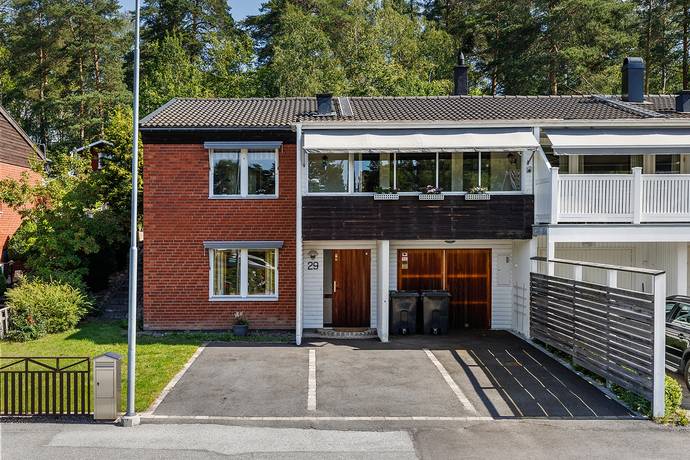 4 rum parhus på Blåbärsvägen 29 Märsta - Norrbacka, Sigtuna kommun - bild 1