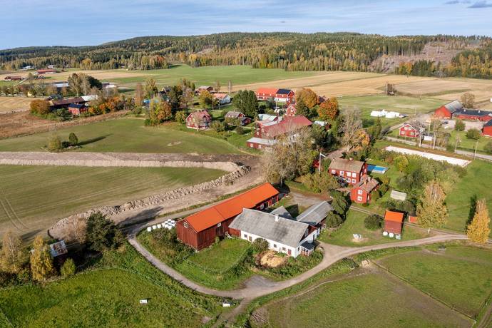 Hamre Hamre - gård/skog till salu - Hemnet