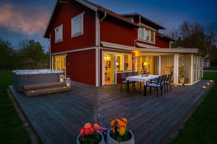 7 rum villa på Törsjögatan 20G Marieberg, Örebro kommun - bild 2