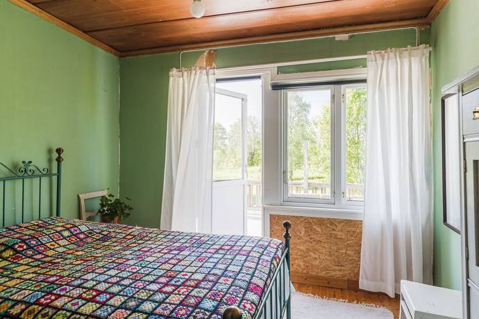 5 rum Vinterbonat fritidshus på Bennarby 116 (ÖSTHAMMAR BENNARBY 1:4 och ÖSTHAMMAR BENNARBY 1:7) Österbybruk Östhammars kommun - bild 9