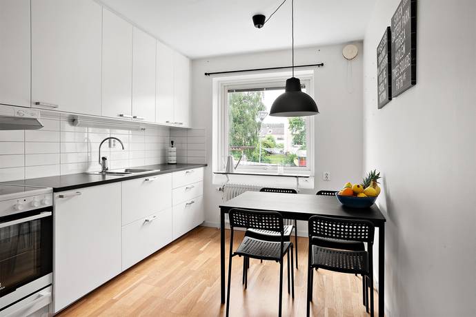 1 rum lägenhet på Hagmarksvägen 36 Haga, Umeå kommun - bild 1