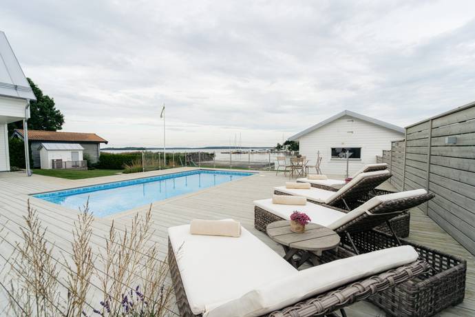 6 rum villa på Ekbacksvägen 18 Ekbacken, Västerås kommun - bild 2